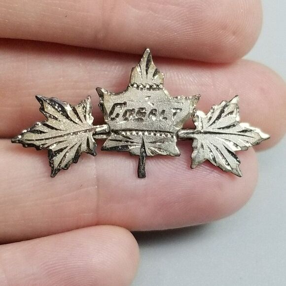 Vintage Cobalt Canada Maple Leaf Brooch, Engraved Etched Silver Tone, Estate - Picture 1 of 8